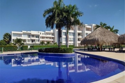 Amplio apartamento esquinero en uno de los mejores sectores de Cartagena.