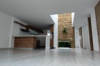 Hermosa casa en venta en exclusivo condominio de Chía, excelente iluminación natural.